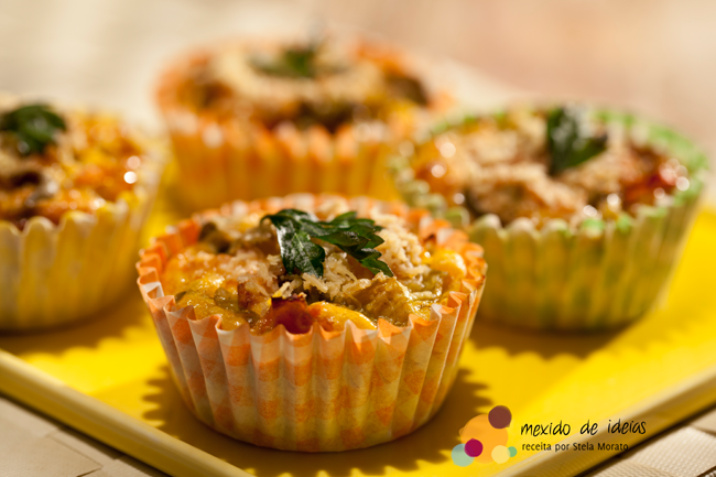 Muffins de abobrinha com queijo