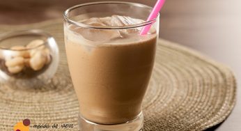 Batida de amendoim com café
