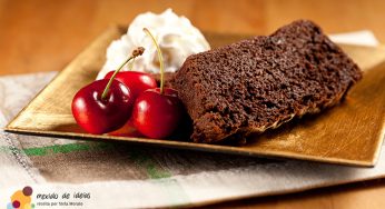 Bolo de café, chocolate e feijão preto