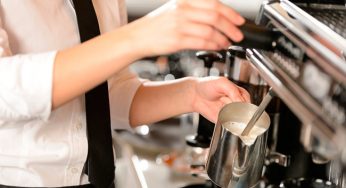 Sofá Café oferece cursos para jovens de baixa renda