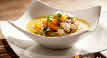 Sopa de ervilhas com chá de erva-doce