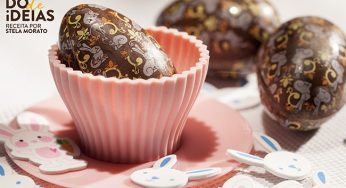 Ovo de chocolate caseiro de crocante com café solúvel