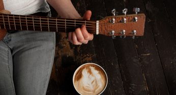 Música, festivais e café