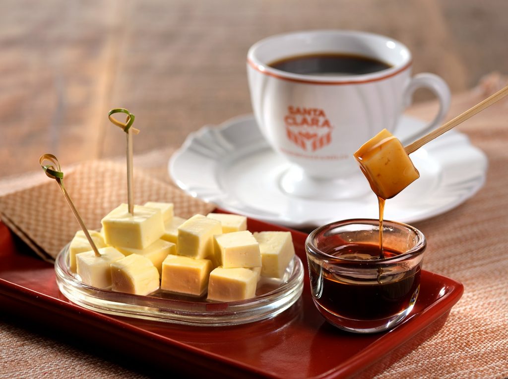 Café Especial com Melado de Café e Queijo Coalho - Mexido de Ideias Café Especial com Melado de Café e Queijo Coalho - Mexido de Ideias