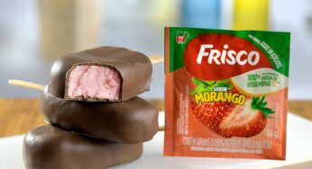 Picolé de Frisco com Casca de Chocolate