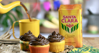 Cupcake de Milho com Café com Cobertura de Brigadeiro com Café